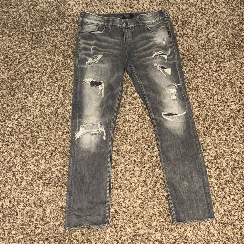 Silver 28/ Suki Mid Ankle Slim Super Stretch distressed gray jeans
